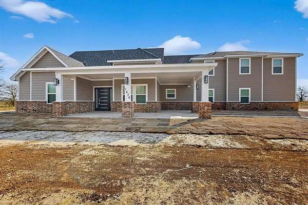 13.1 Acres of Land with Home for Sale in Sulphur Springs, Texas