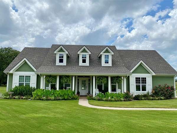 3 Acres of Land with Home for Sale in Paradise, Texas