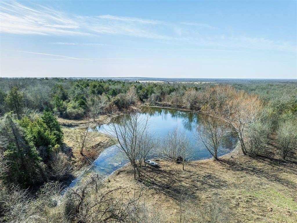 26 Acres of Recreational & Residential Land for Sale in Groesbeck, Texas