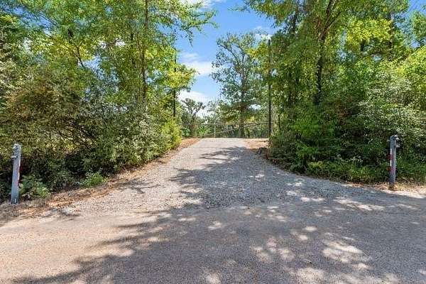 2.5 Acres of Residential Land for Sale in Eustace, Texas