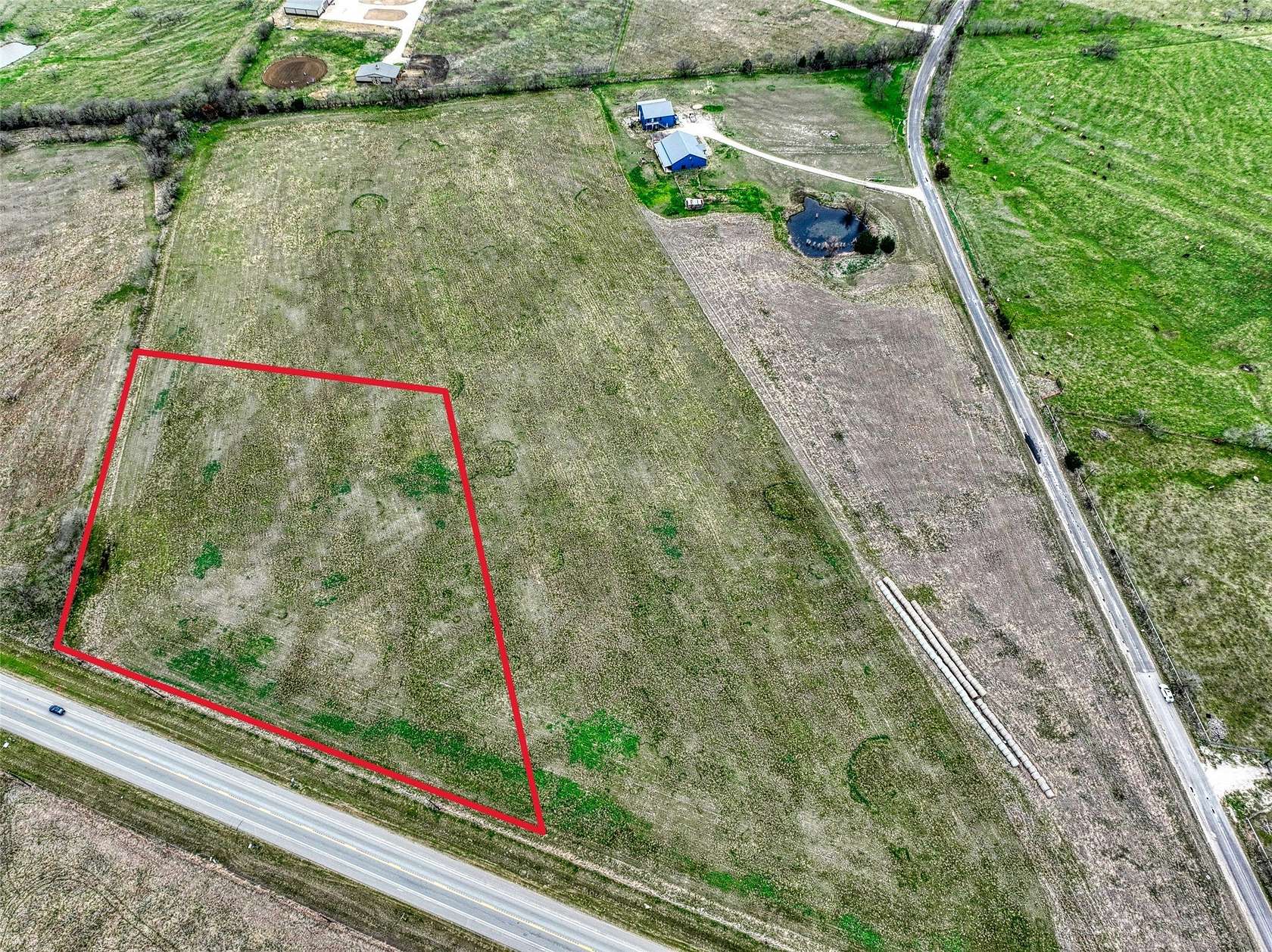 5 Acres of Residential Land for Sale in Ennis, Texas