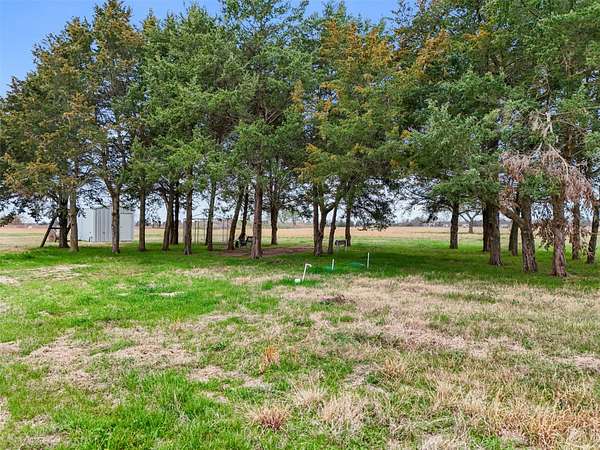 21.6 Acres of Land for Sale in Ivanhoe, Texas