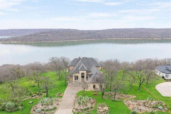 1.56 Acres of Land with Home for Sale in Chico, Texas