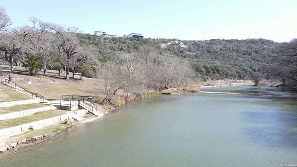 7 Acres of Land for Sale in New Braunfels, Texas