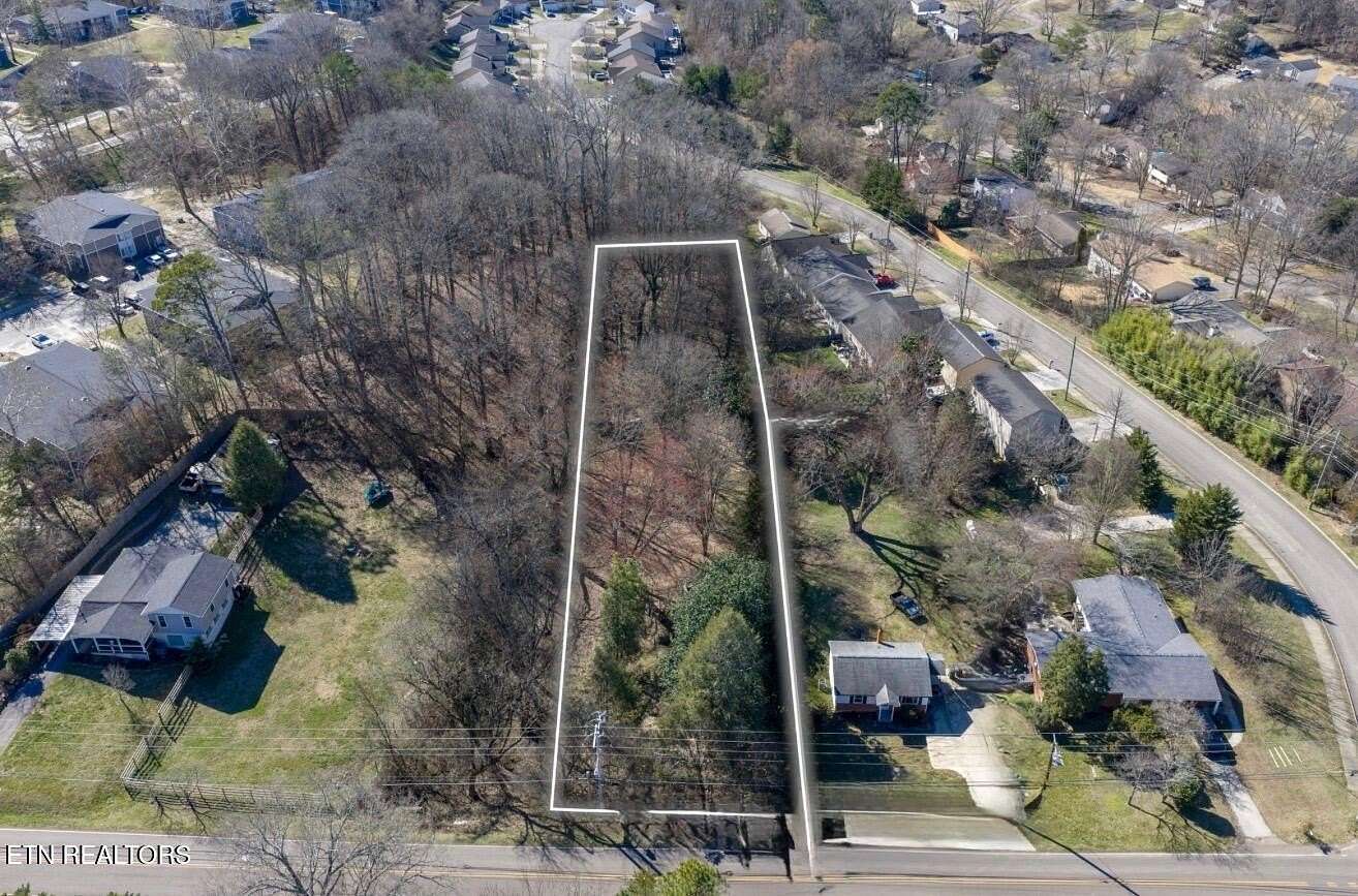 0.92 Acres of Residential Land for Sale in Knoxville, Tennessee