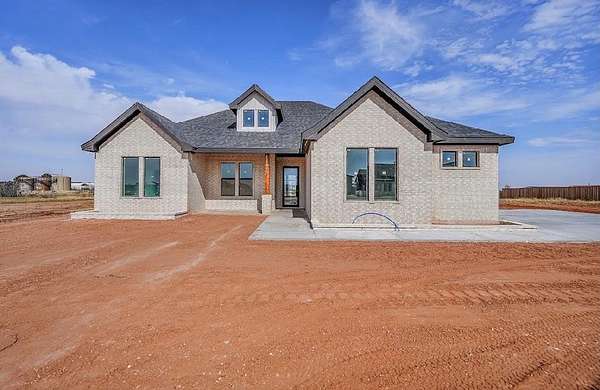 1.5 Acres of Land with Home for Sale in Midland, Texas