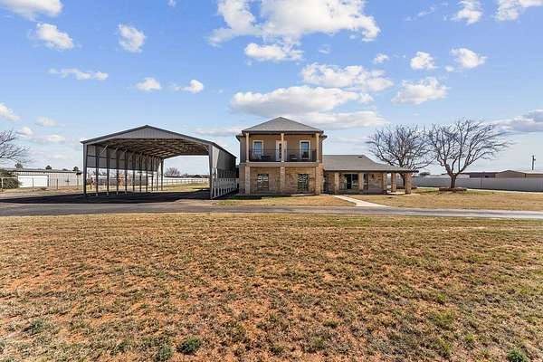 4.23 Acres of Land with Home for Sale in Midland, Texas