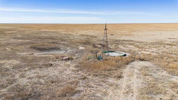 687 Acres of Land for Sale in Dalhart, Texas