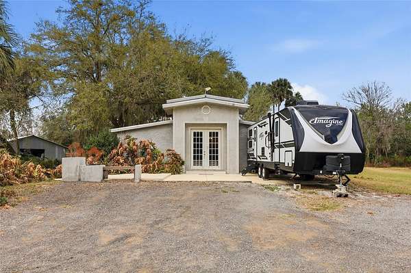 9.88 Acres of Land with Home for Sale in Lake Wales, Florida