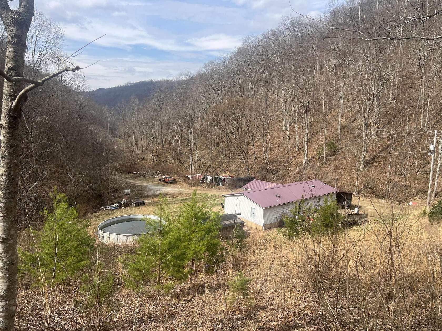 170 Acres of Land with Home for Sale in Pikeville, Kentucky