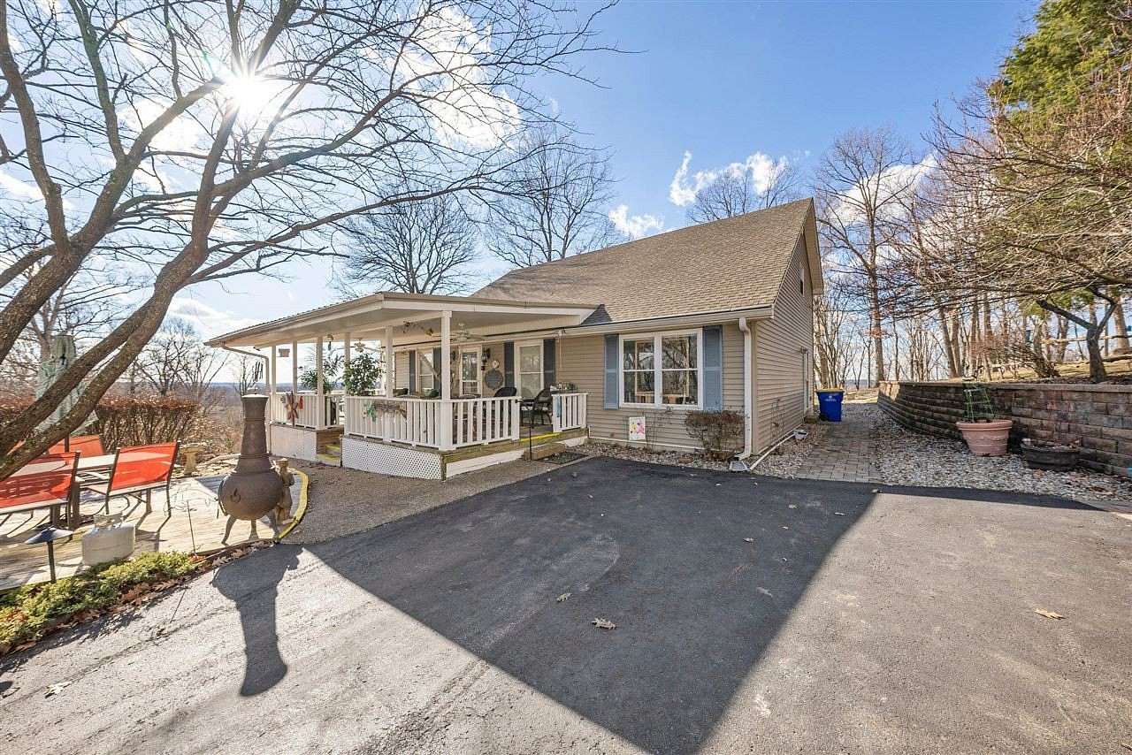 3.75 Acres of Land with Home for Sale in Brownsville, Kentucky