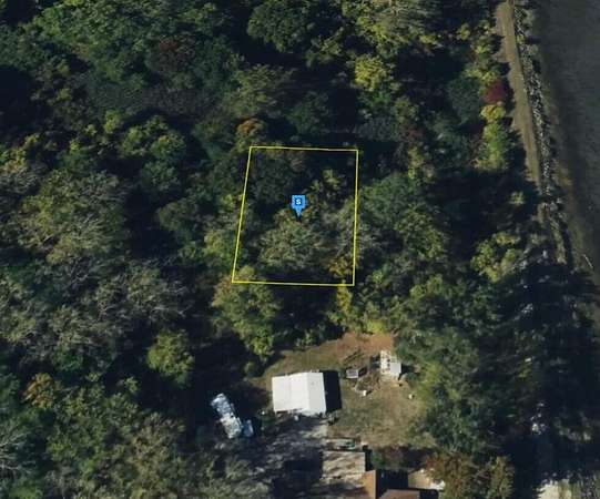 0.36 Acres of Residential Land for Sale in Newport, Michigan