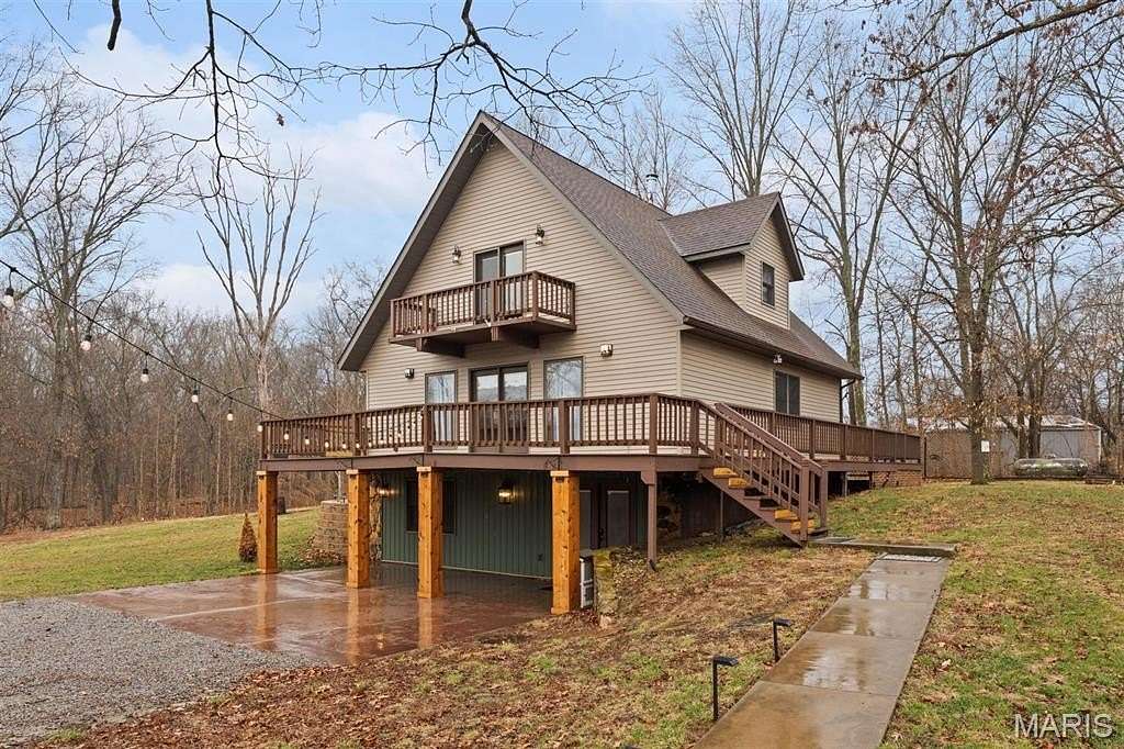 6 Acres of Land with Home for Sale in Texico, Illinois