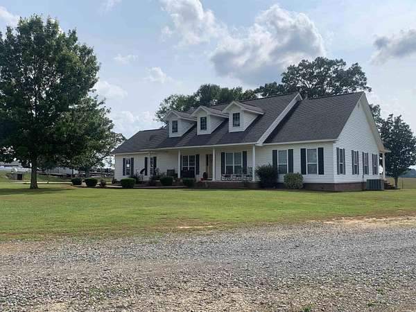 7.14 Acres of Land with Home for Sale in Damascus, Arkansas
