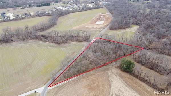 2.57 Acres of Residential Land for Sale in St. Jacob, Illinois