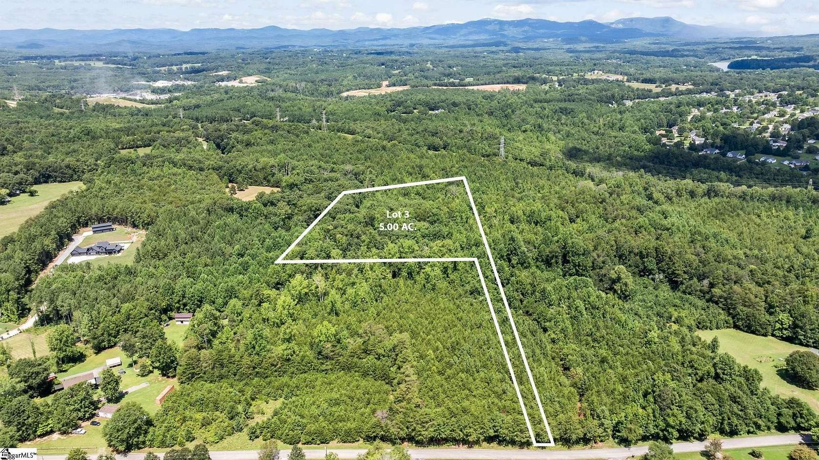 5 Acres of Residential Land for Sale in Taylors, South Carolina