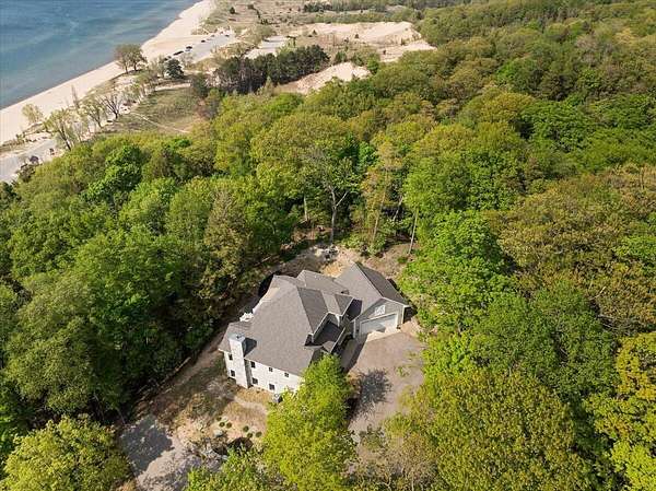 3.17 Acres of Land with Home for Sale in Saugatuck, Michigan
