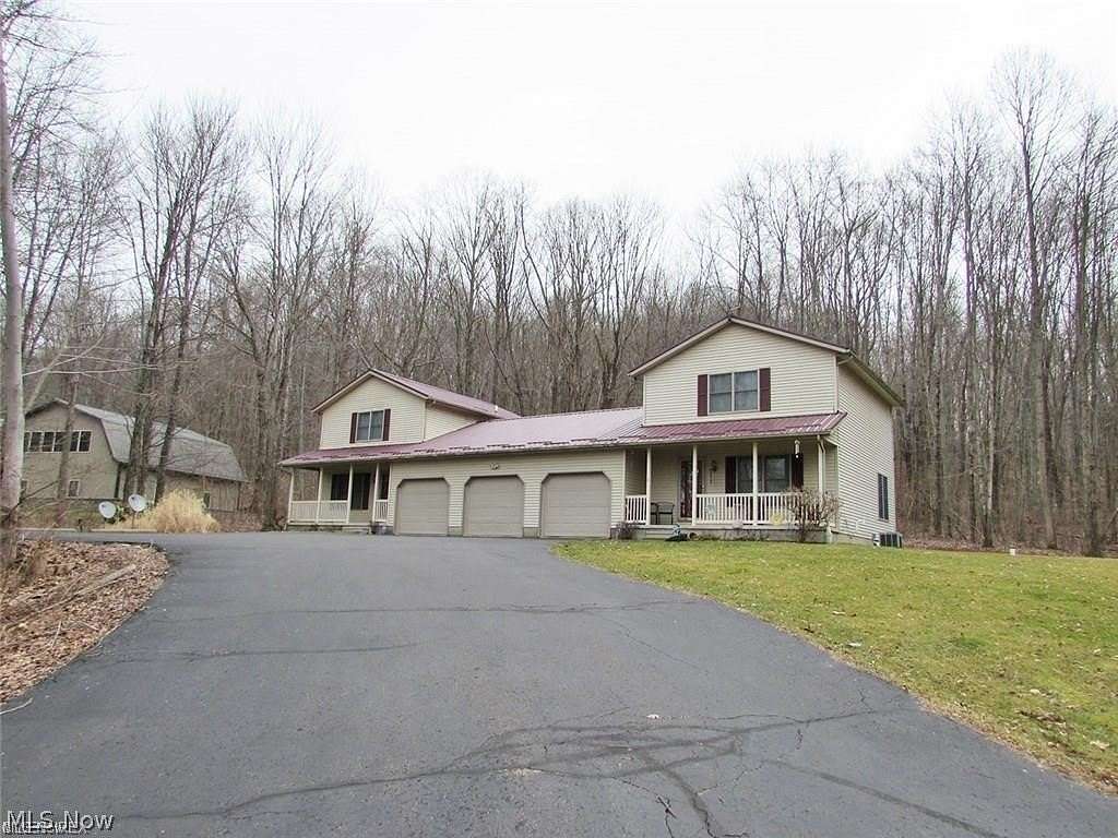 2 Acres of Land with Home for Lease in New Philadelphia, Ohio