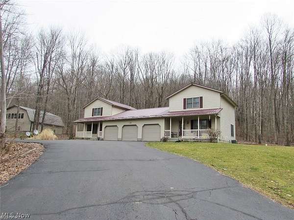 2 Acres of Land with Home for Lease in New Philadelphia, Ohio