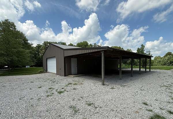2 Acres of Residential Land for Sale in Leitchfield, Kentucky