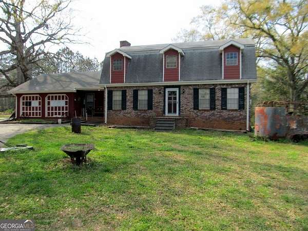 10 Acres of Land with Home for Sale in Stockbridge, Georgia