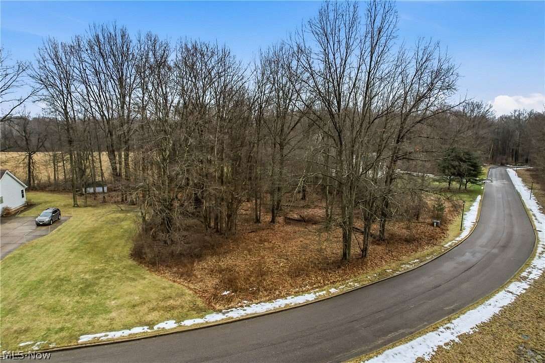 0.5 Acres of Residential Land for Sale in Hubbard, Ohio