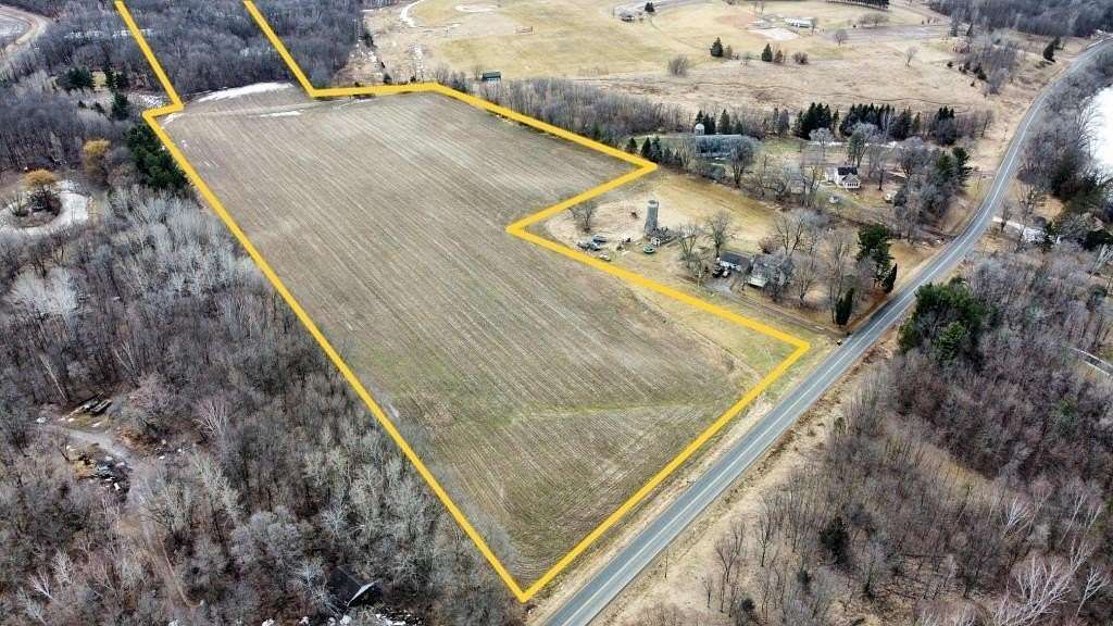 25 Acres of Land for Sale in Chisago Lake Township, Minnesota