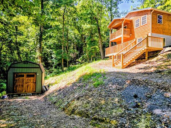 5.15 Acres of Land with Home for Sale in Dandridge, Tennessee