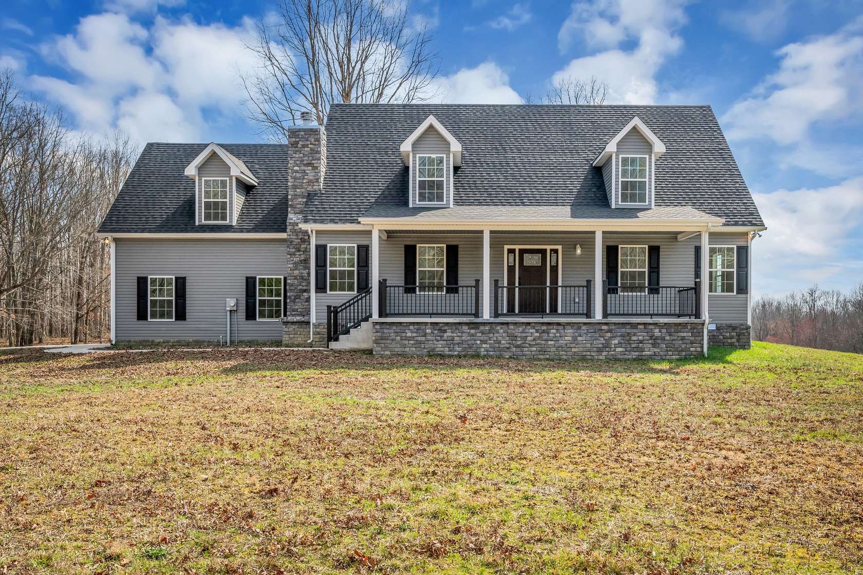 5 Acres of Land with Home for Sale in Erin, Tennessee