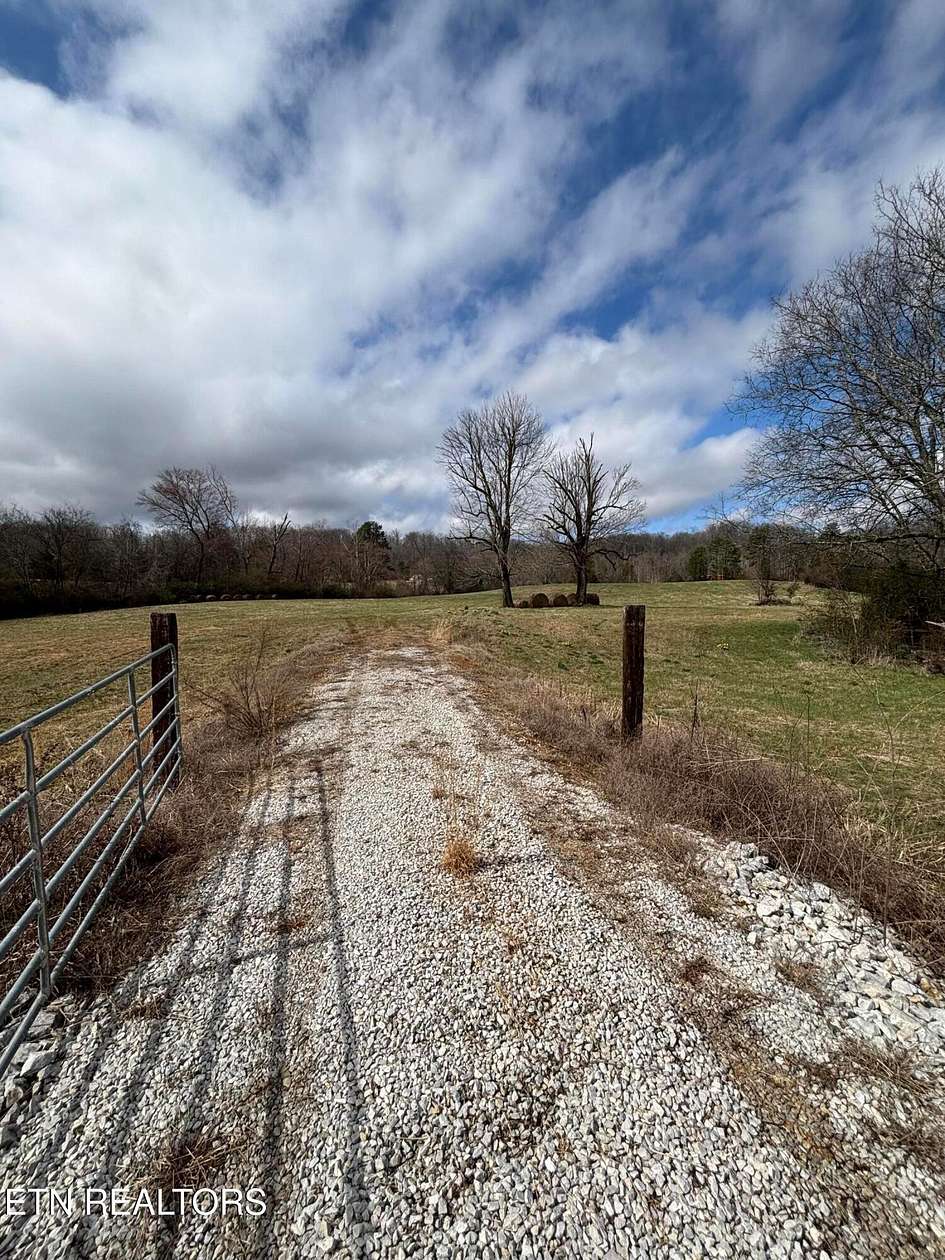 26 Acres of Land for Sale in Harriman, Tennessee
