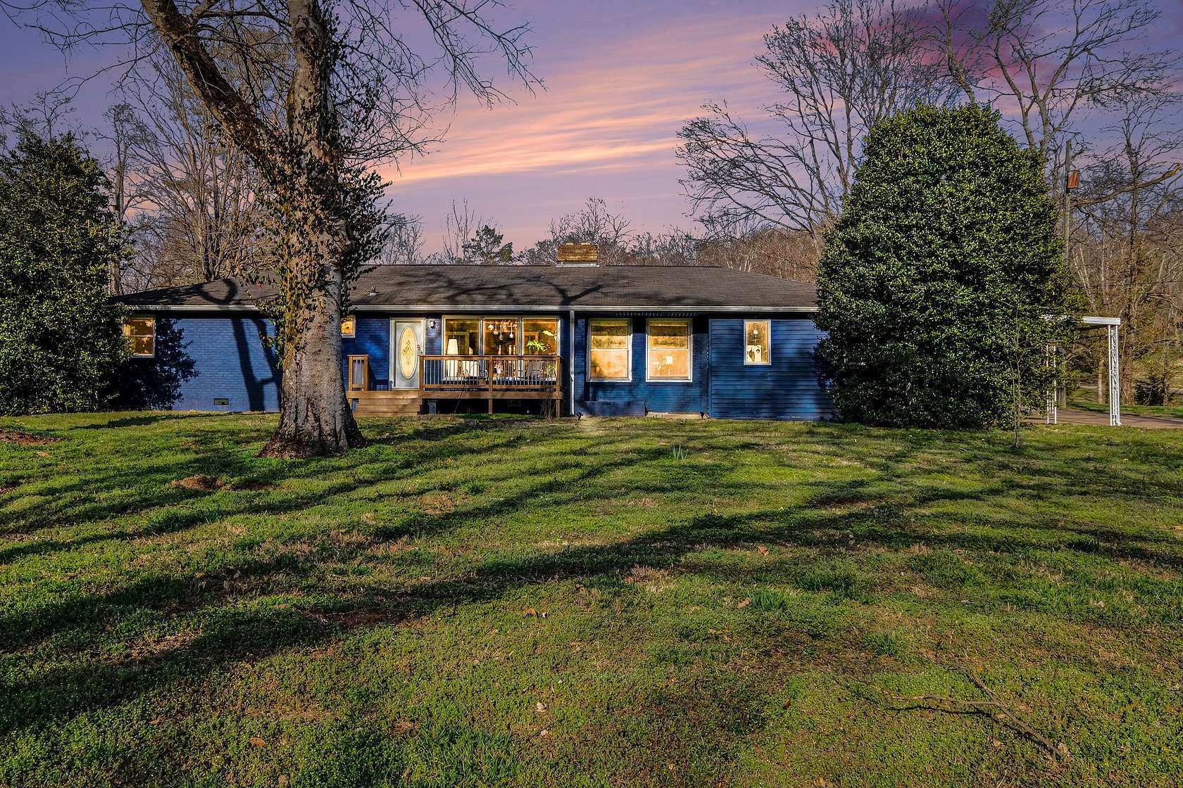 1.75 Acres of Land with Home for Sale in Nashville, Tennessee