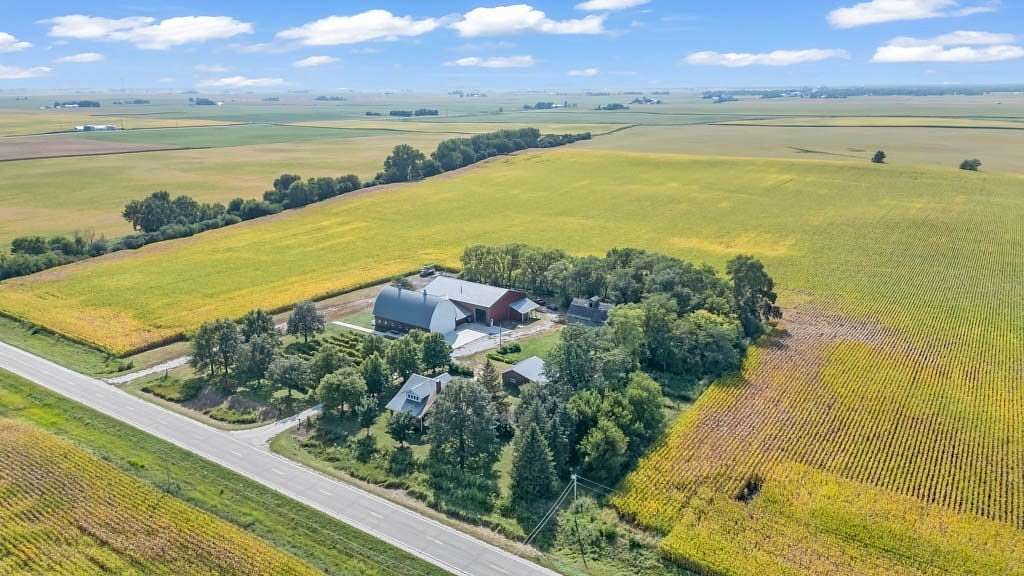 4.1 Acres of Land with Home for Sale in Stratford, Iowa