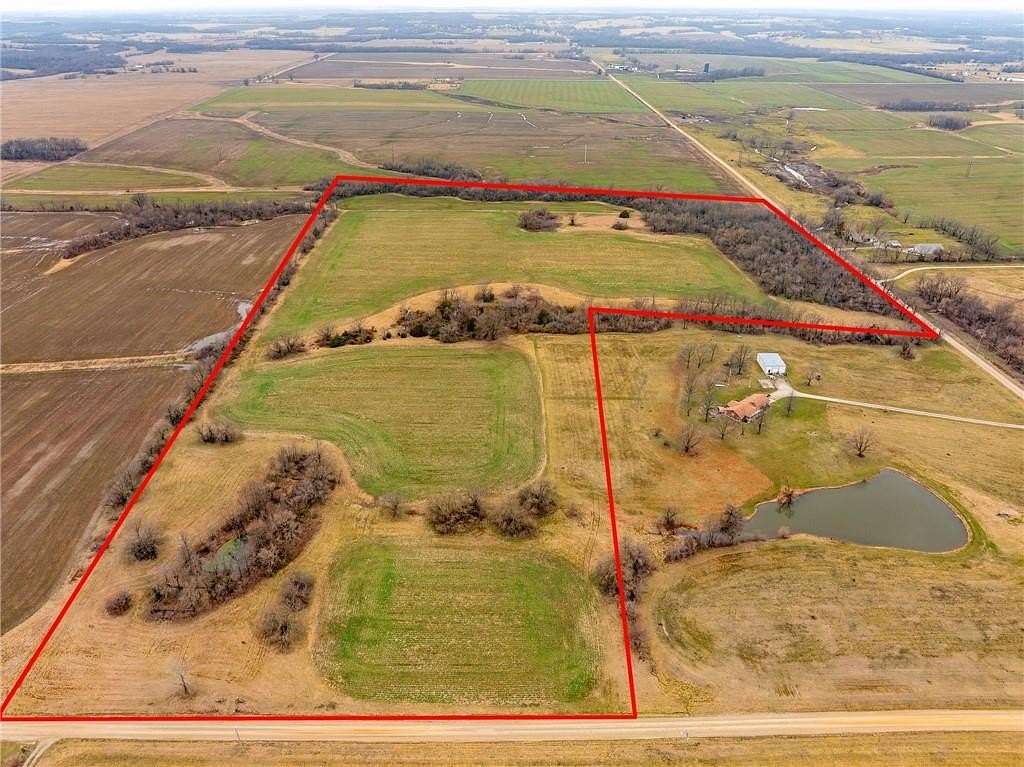 40 Acres of Land for Sale in Adrian, Missouri