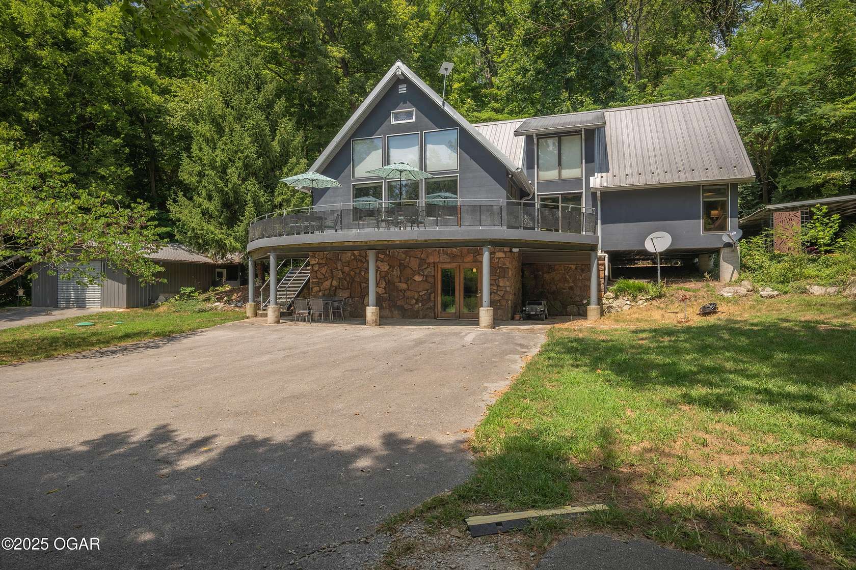 6 Acres of Land with Home for Sale in Neosho, Missouri