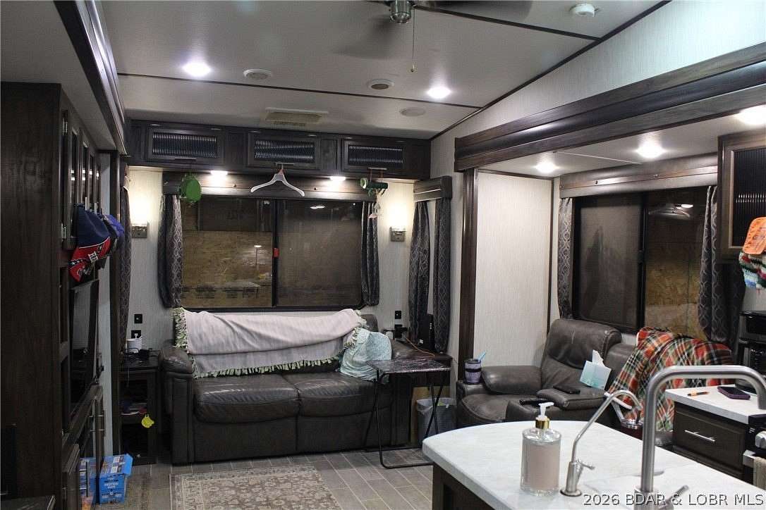 21 Acres of Recreational Land for Sale in Stover, Missouri