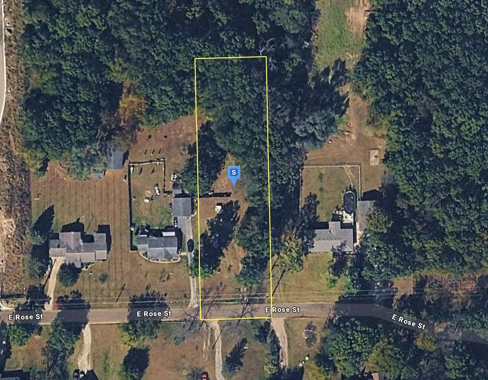 0.84 Acres of Residential Land for Sale in Holly, Michigan
