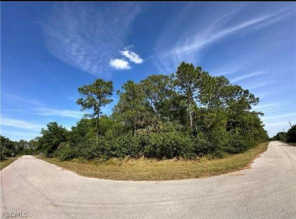0.25 Acres of Residential Land for Sale in Lehigh Acres, Florida