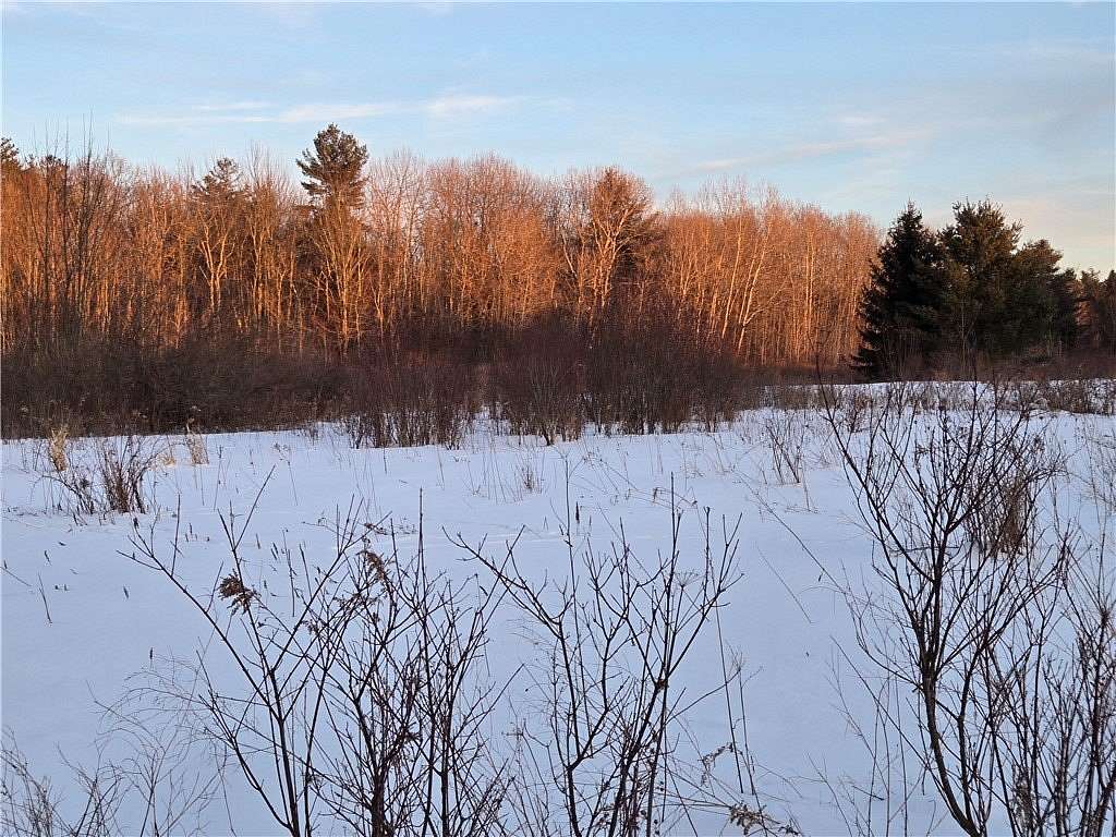 40.3 Acres of Recreational & Residential Land for Sale in Sprakers, New York