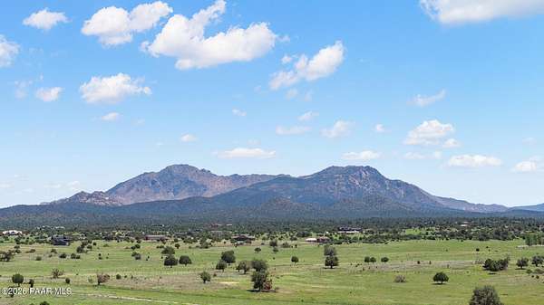 38 Acres of Land for Sale in Prescott, Arizona