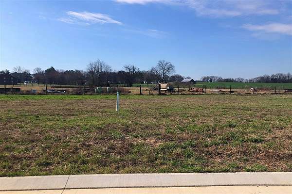 0.26 Acres of Residential Land for Sale in Franklin, Kentucky