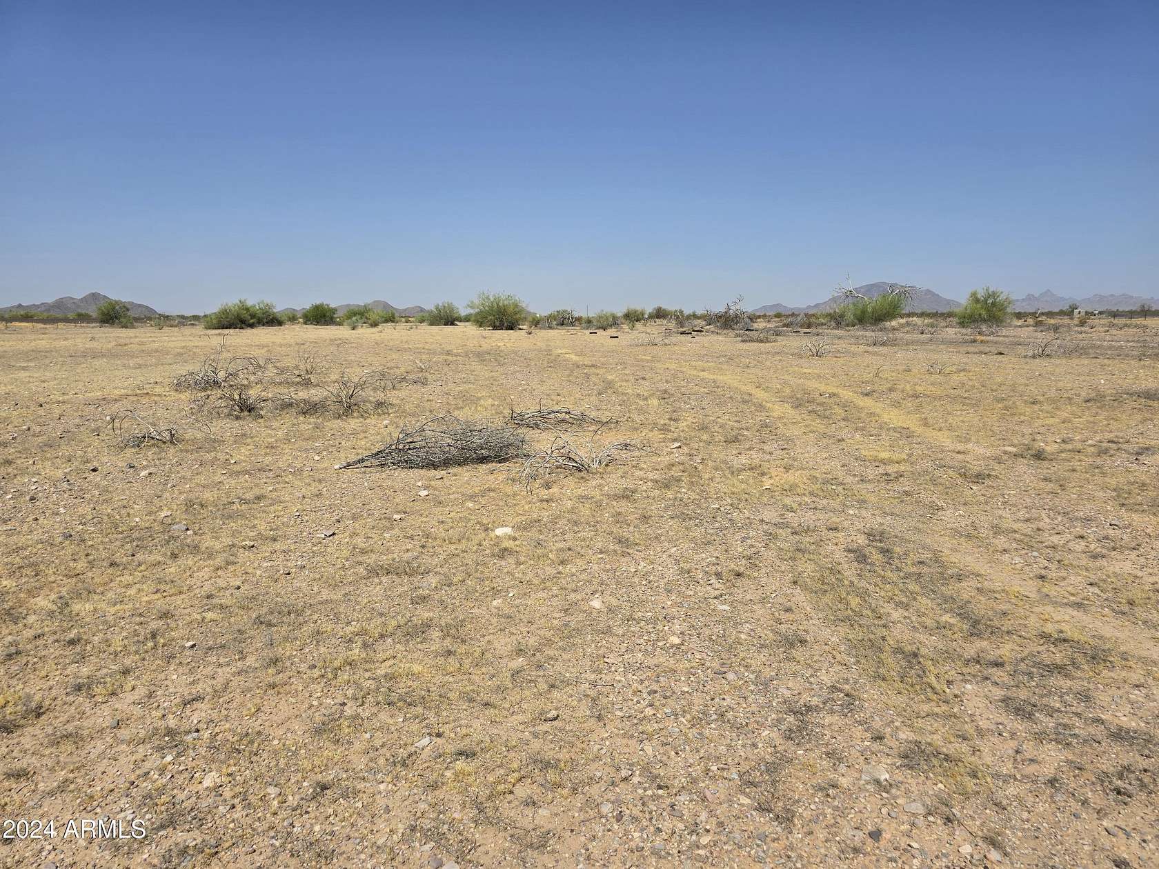 1 Acre of Residential Land for Sale in Tonopah, Arizona