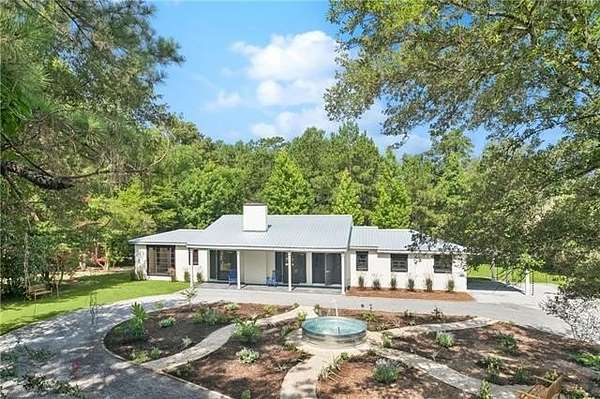 2.5 Acres of Land with Home for Sale in Covington, Louisiana