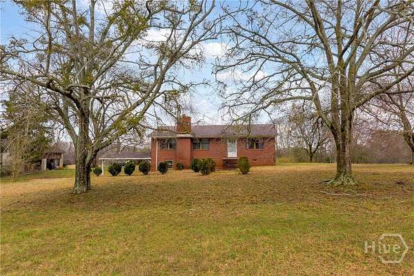 110 Acres of Land with Home for Sale in Bowman, Georgia