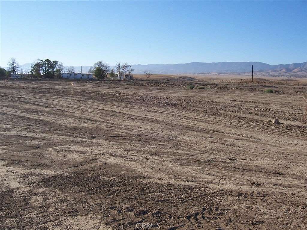 6 Acres of Land for Sale in New Cuyama, California