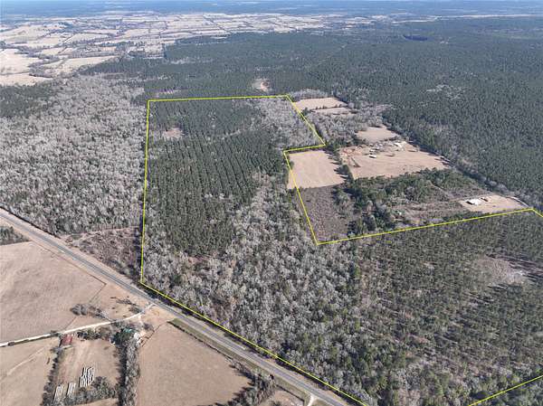 173 Acres of Land for Sale in Pennington, Texas