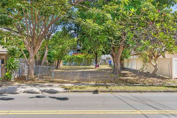 Residential Land for Sale in Honolulu, Hawaii