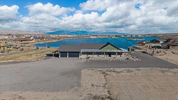 3.85 Acres of Land with Home for Sale in Fruita, Colorado