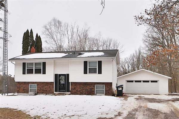 3 Acres of Land with Home for Sale in Aitkin, Minnesota