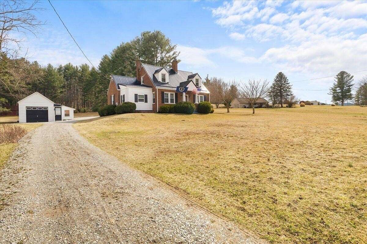 2 Acres of Land with Home for Sale in Bent Mountain, Virginia