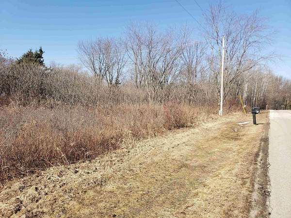4.27 Acres of Residential Land for Sale in Pulaski, Wisconsin